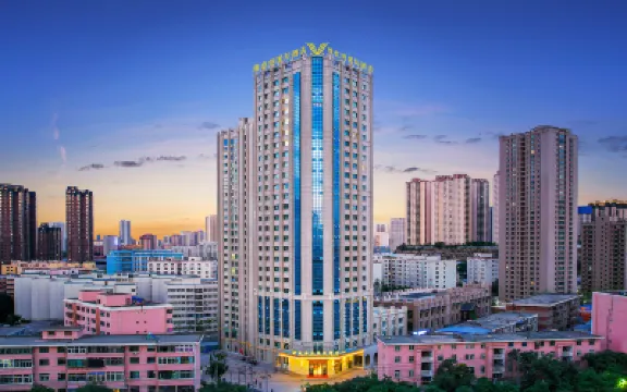 Vienna International Hotel (Lanzhou Zhongxin Gaotie Xi Kezhan) Hotels near Lanzhou Polar Ocean World