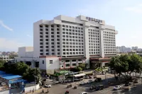 Grand Dynasty Culture Hotel Hotel berhampiran Yaowangdong