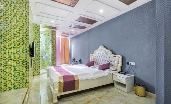 Light Stay·Noli Theme Hotel (Shanghai Fengxian Nanqiao Branch)