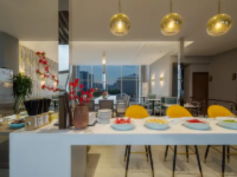 Shenxiangtang Riverview Art Hotel (Suining Dingsheng International Wanda Plaza) Hotels in Suining