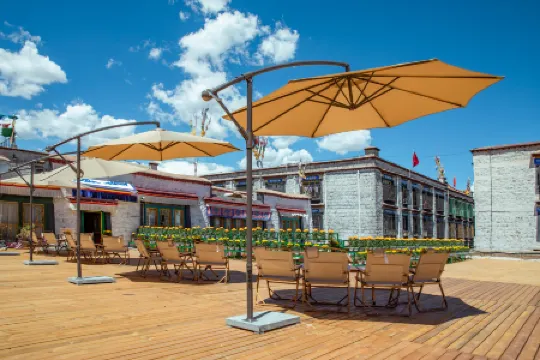 Lhasa Chijiang Larang Historic Hotel (Bakuo Street Jokhang Temple Branch)