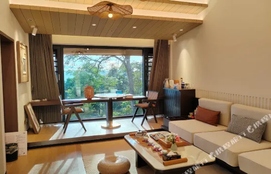 瀾滄帕哎冷古茶莊園