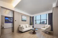 Shangsu Zhenxiang Hotel (Pingjiang County Vocational and Technical School Store)