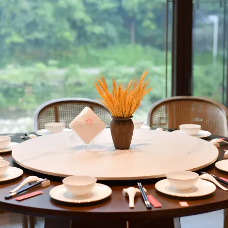 Qingchengshan Weishui Memory Hot Spring Homestay (Qingcheng Houshan Tai'an Ancient Town Branch)