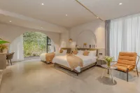 Huangchuan Laojun Mountain Shanhai Legend Wangyue Homestay (Laojunshan Yunjing Cableway Branch)