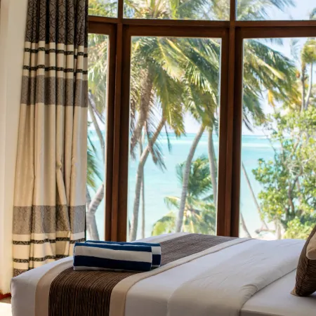 Heron Beach Hotel Dhiffushi