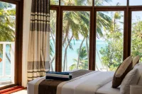 Heron Beach & Spa Hotels in Dhiffushi