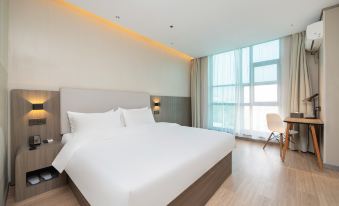 Hanting Hotel (Jiangyin Lingang Development Zone Shengang Town)