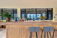 Dayan Tea Work Homestay - بار