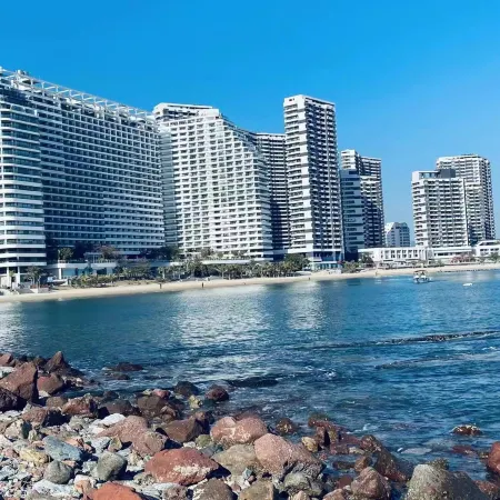 Dongneng Silver Beach Hotel