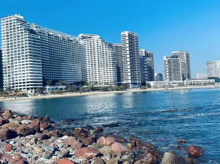 Dongneng Silver Beach Hotel Отели рядом с достопримечательностью «Xiayong»