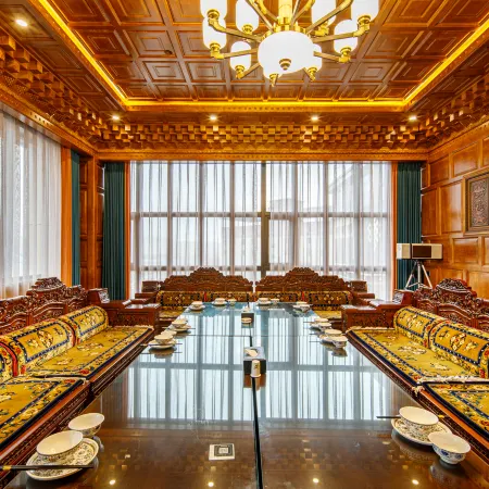 Zoergai Zunyue Ruitian Hotel