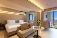 Ruby Elegant Hotel (Youyi Road Meimei MM2 Shopping Center Branch) - Mountain view