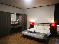 Marina Hotel Noro - parking