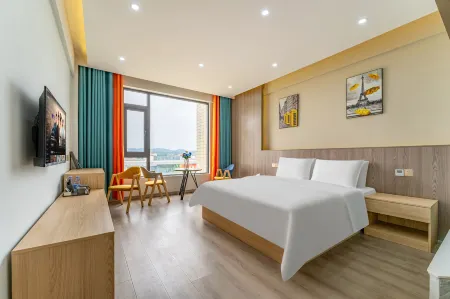 Junyi Hotel Отели рядом с достопримечательностью «Liangdancheng»