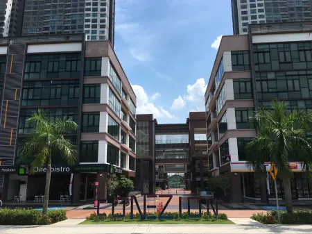 Conezion at Putrajaya #IOI CITY MALL #7 Pax #NEW Отели рядом с достопримечательностью «Палм Гарден Голф Клаб»