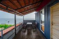 Dusk and Dawn Beach Resort - breakfast