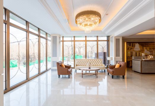 5. 비엔나 호텔 (..