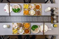 Yunjian Hot Spring Lake Guesthouse