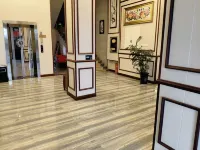 Poyang Sanmiaoqian Dapengshan Chunwei Business Hotel