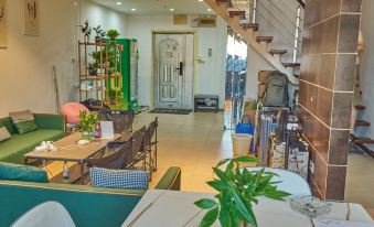 Three Points Land Male Youth Hostel