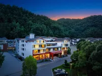 Qianshan Moon Resort, Zhangjiajie（Landmark Store of Wulingyuan, Forest Park Tourist Area）