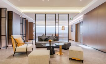 Homeinn Plus Hotel (Shanghai Nanjing Road Pedestrian Street)