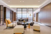 Homeinn Plus Hotel (Shanghai Nanjing Road Pedestrian Street)