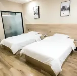 Xixiangfeng Hotel (Guangshui Ying Shan School Branch)