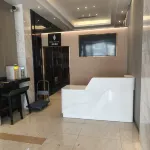 Yizhi Hotel (Liuzhou High-speed Railway Station East Square Branch) - 2-Star