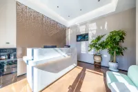派柏雲酒店（蘭州中心高鐵西客站店） - 2星級