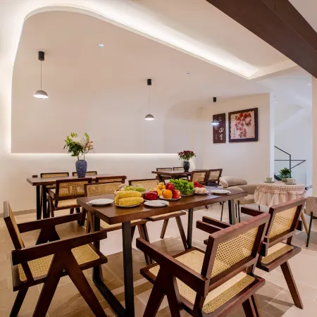 Guantang Hotel (Chuxiong Yihai Park)