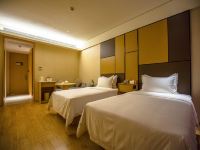 全季酒店(上海长风公园店) - 高级双床房