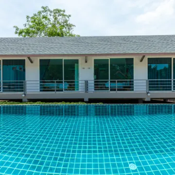 Be Leaf Resort Отели рядом с достопримечательностью «Ват Си Сунтхон»
