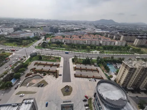 Atour Hotel, Wangting Commercial Plaza, Taihu Scenic Area, Suzhou Рядом с отелем Photos