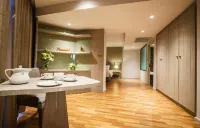 New Season Square Hotel Hotels in Hat Yai