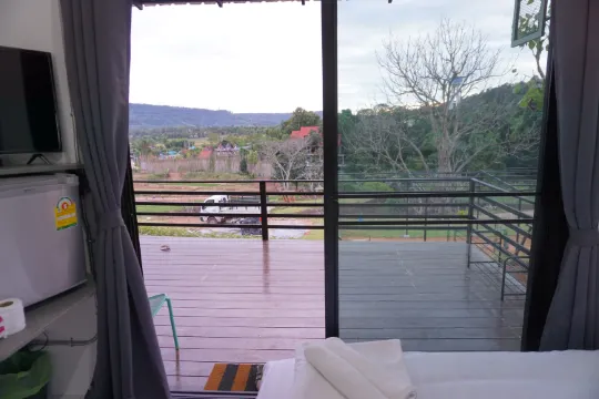 สตูดิโอขนาดเล็ก