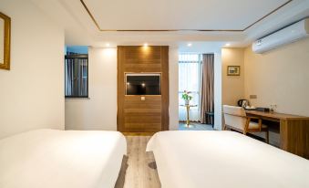 Ruo Bi Lin Hotel(Shanghai Lujiazui Century Avenue Metro Station Hotel)