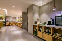 Homeinn Selected Hotel (Yibin Luneng Xinyuewan)