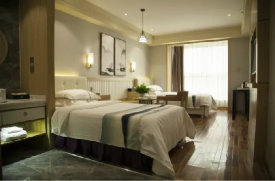 Kunlun Leju Business Hotel (Xinxiang Huixian) Hotels in Huixian