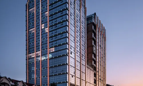 Phoenix International Hotel