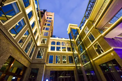 Overseas Chinese Town Nanyang Inn (Gankeng Ancient Town Shop) Hotels near Pinghu Station