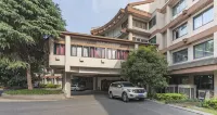 Lizhengmen Hotel Hotels near Qinghe Square