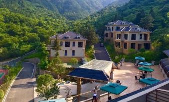 Tiantangzhai Holiday Hotel