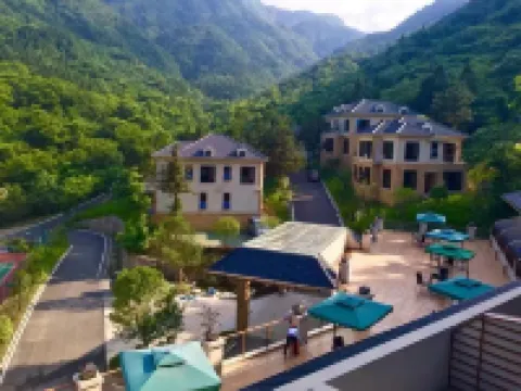 Tiantangzhai Holiday Hotel Hotels near Tian Tang Zhai