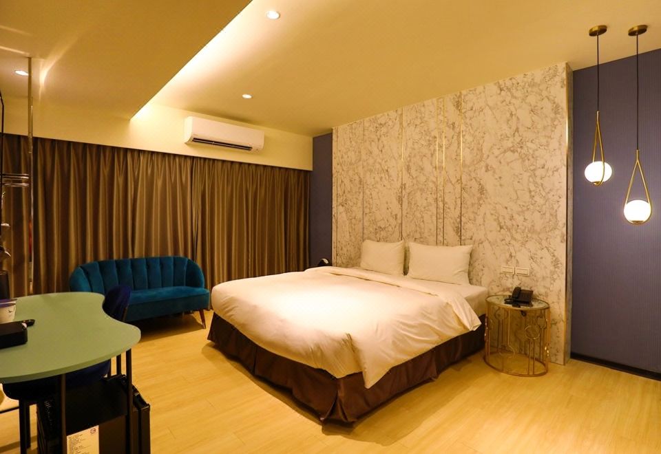 3. 호텔 라운지..