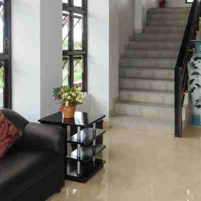 RedDoorz Plus Near McArthur Park Tacloban Others
