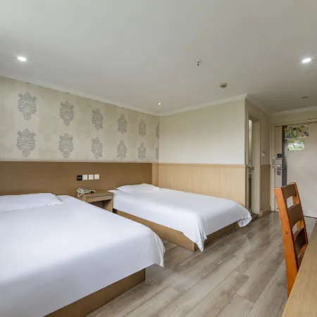 Hi Inn (Shanghai Xujiahui Wantiguan) Отели рядом с достопримечательностью «Храм и пагода Лонхуа»