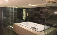 Discovery Motel - Tucheng - Motels
