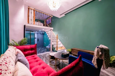 Collection B&B (Nanchang Honggutan Wanda Branch) Отели рядом с достопримечательностью «Mailuyuan Campus， Jiangxi University of Finance and Economics»